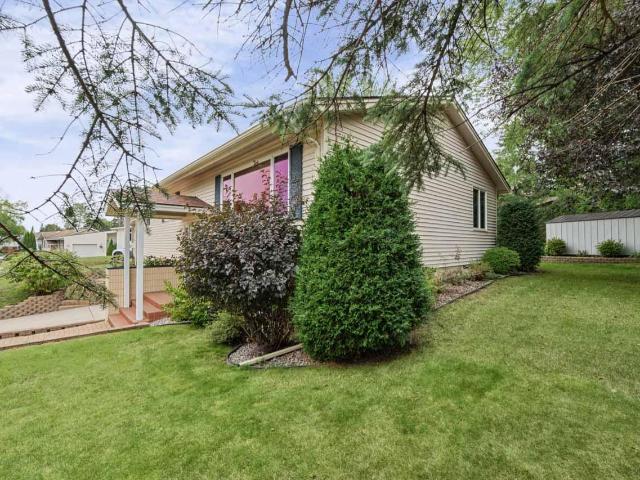407 Mesabi Drive