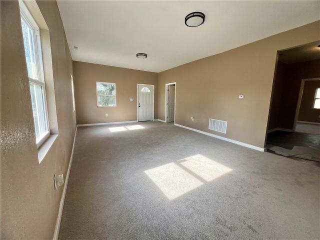 407 S Washington, La Harpe, KS 66751 | MLS #2585