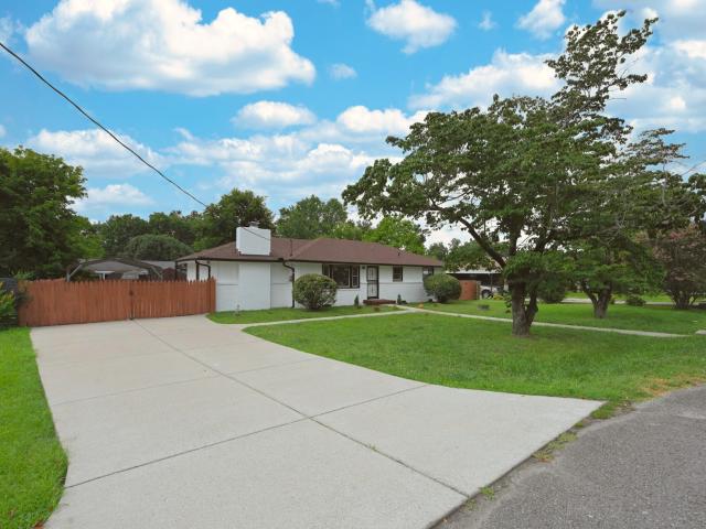 407 Seneca Ct