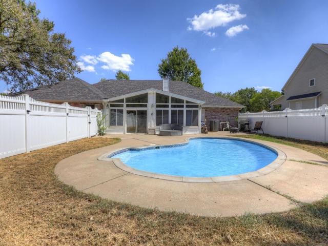 407 Split Rail Drive