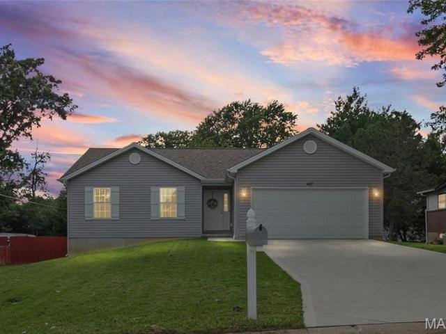 407 Warren Ave, Warrenton, MO 63383