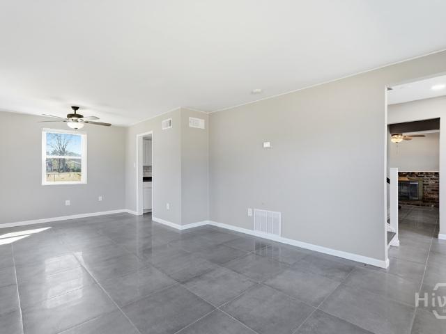 407 Willow Road