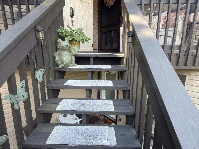 407 Tree Top Ct. B