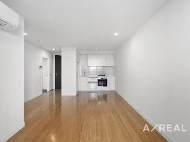 408/712 Station Street, Box Hill, VIC 3128