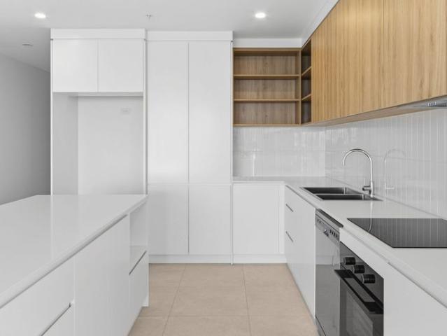 408/11 Waterside Retreat