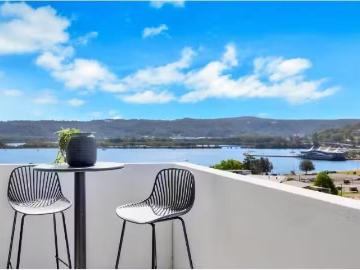 Tuggerah Lake, Jilliby, Wyong Region, Snapper Island