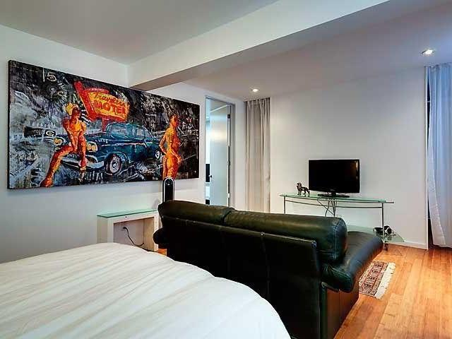 4081 Rue St Urbain, Montréal Le Plateau Mont Royal, QC H2W