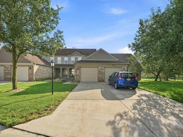 4083 W Hunters Cir, Canton, MI 48188