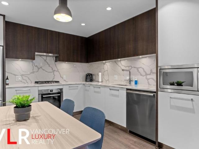 408 567 Clarke Road, Coquitlam