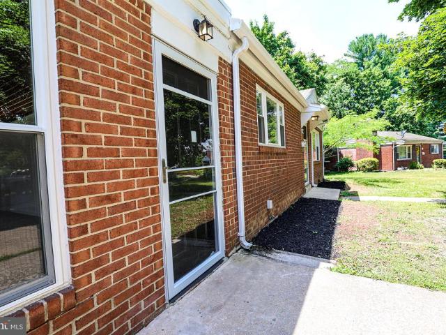 408 Clinton Road