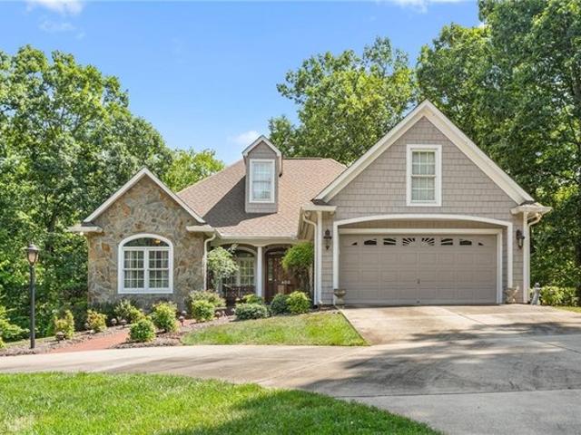 408 Deer Path, Eden, NC 27288