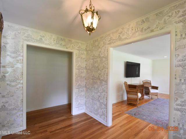 408 E Park Avenue
