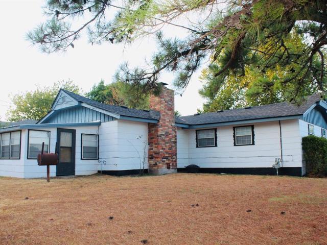408 English Drive