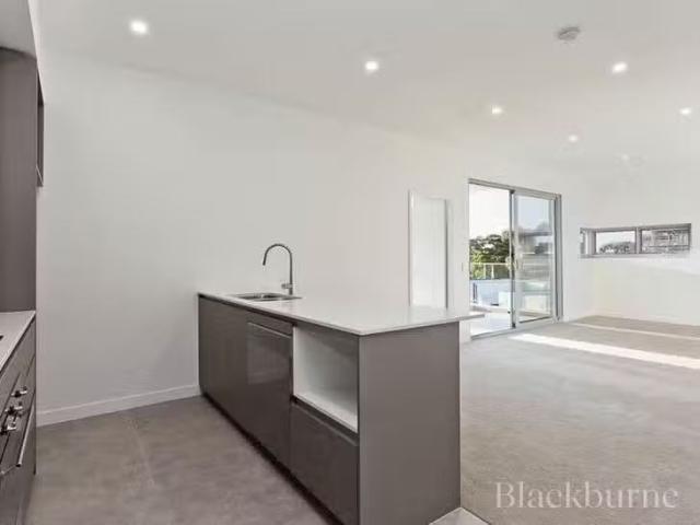 40/8 Hawksburn Road, Rivervale, WA 6103