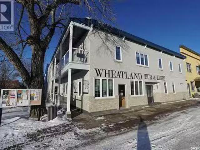 408 Main Street, Gravelbourg, SK, S0H 1X0 commercial for sal.