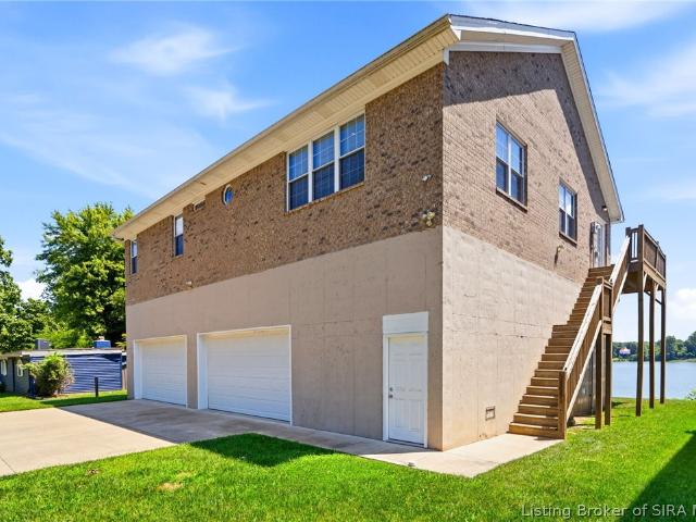 408 S Front Street