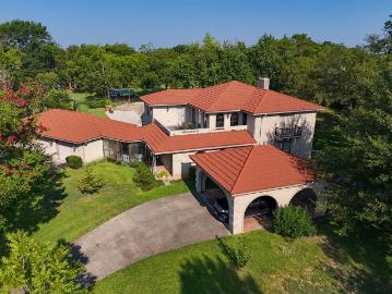 408 Rainey St, Bonham, TX 75418 | MLS #21208