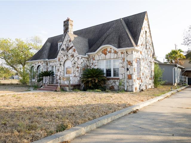 408 W 5th Street