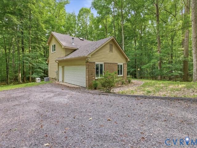 4099 Doe Run Road