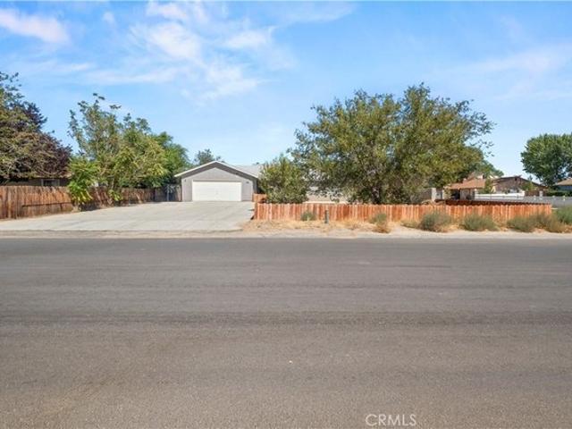40904 E 168th St, Lake Los Angeles, CA 93535