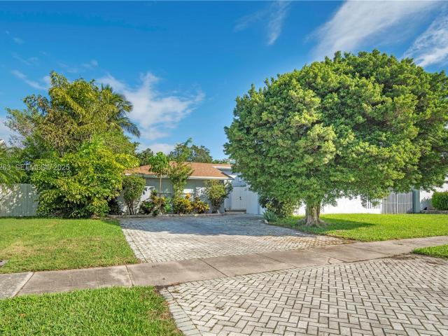 4093 NW 1st Pl, Deerfield Beach, FL 33442 | MLS #A11932