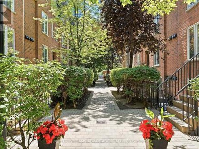 409 29 Canniff Street, Toronto, ON, M6K 3M5 townhouse for sale | Listing ID C13822 | Royal LePage