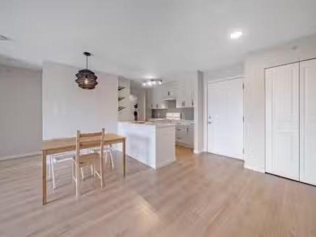 409 33960 Old Yale Road, Abbotsford, BC, V2S 2J9 Single Fami.