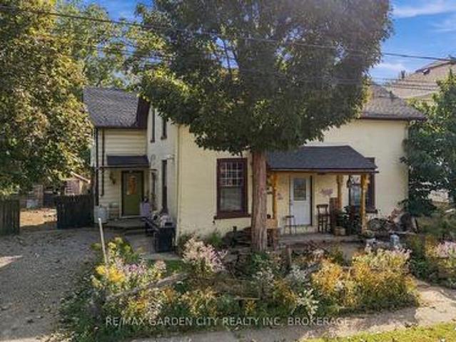 409 407 Maple Street, Haldimand Dunnville, ON, N1A 2G7 house for sale | Listing ID X13837 | Royal LePage