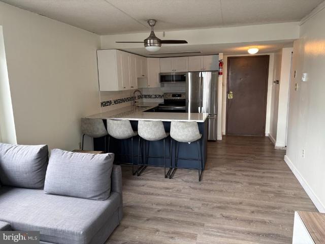 500 E College Avenue # 409