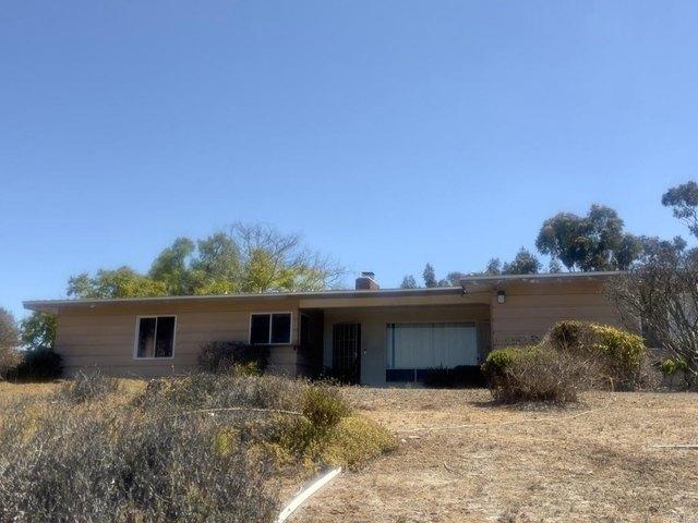 409 Aldwych Rd, El Cajon, CA 92020