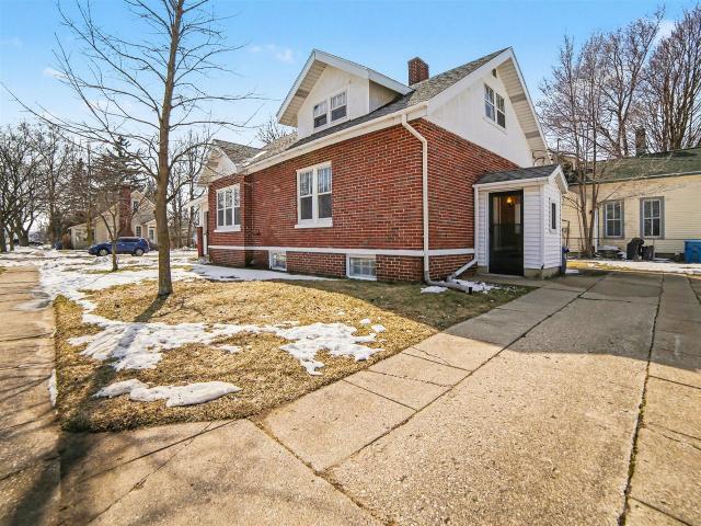 409 E Foster Street