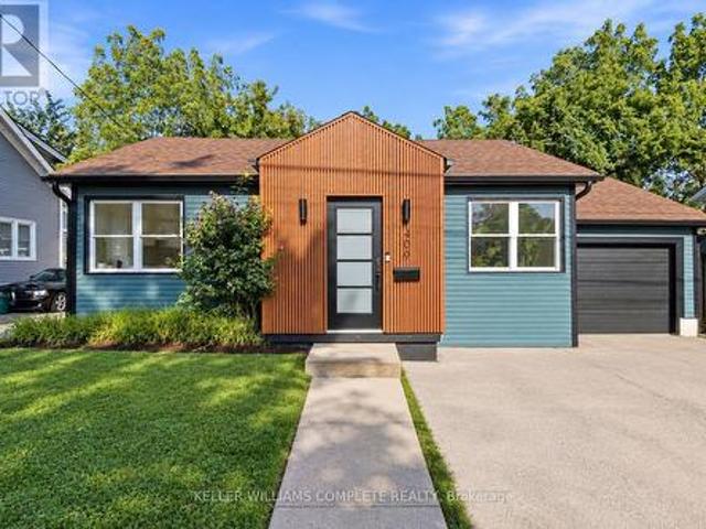 409 Ontario Street, Grimsby Beach, ON, L3M 3H6 house for sale | Listing ID X13808 | Royal LePage