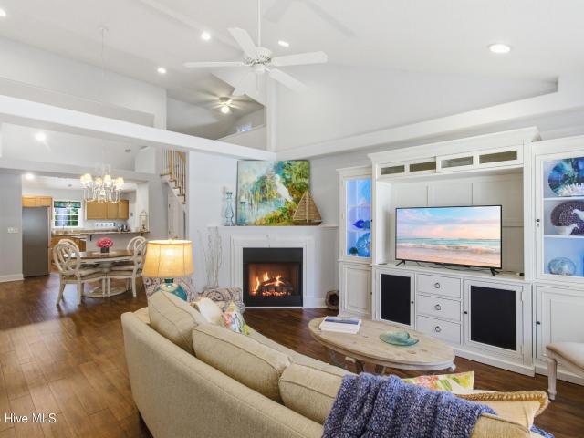 409 Neuchatel Road