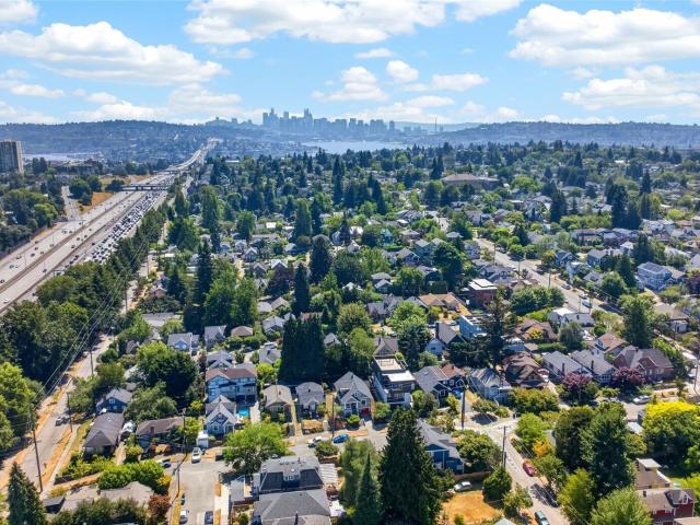 409 NE 60th Street