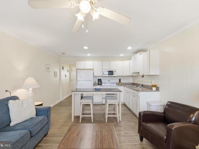 409 Saint Louis Avenue # 60