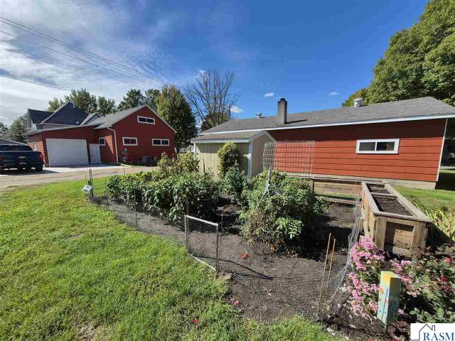 409 SE Linden Street