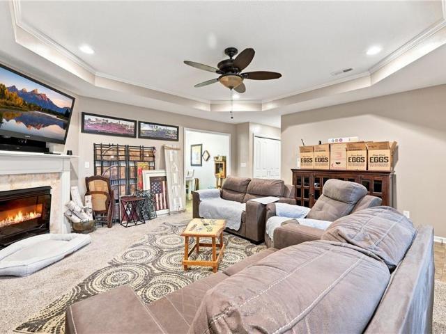 409 SW Cross Creek Drive