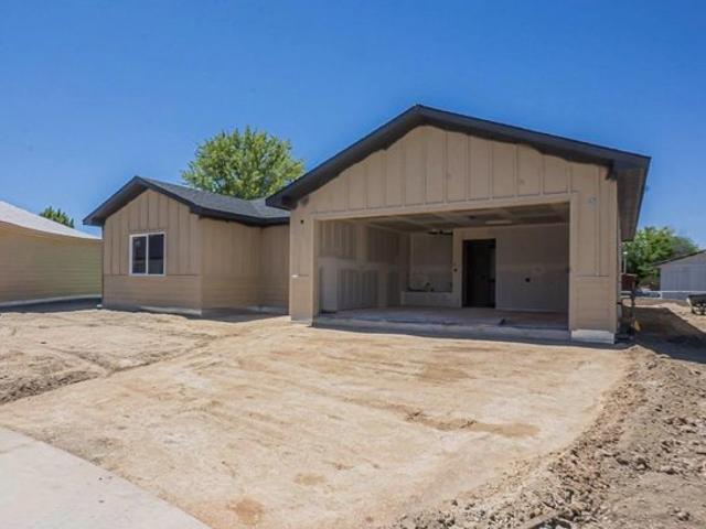 409 Pear Ln, Grand Junction, CO 81504