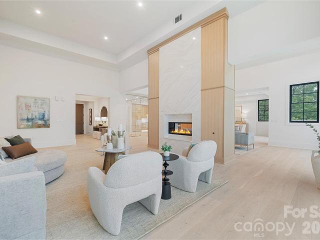 409 Queens Road # 503