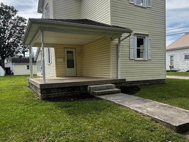 409 W Walnut Street