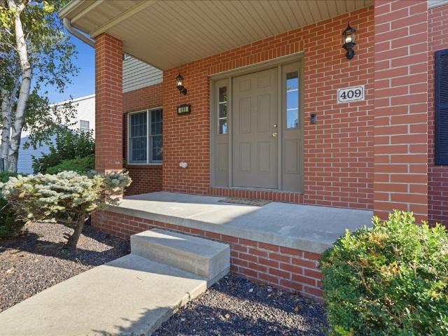 409 Whispering Pines Cc Lane