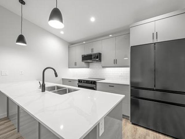 40 & 42 3025 Royston Road, Cumberland, BC, V0R 1S0 house for lease | Listing ID | Royal LePage