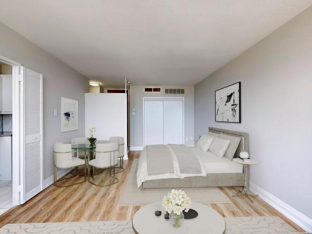 40 & 60 Pleasant Blvd 1 Bedroom Apartment for Rent at 40 Pleasant Blvd, Toronto, ON M4T 1J9 Deer Park