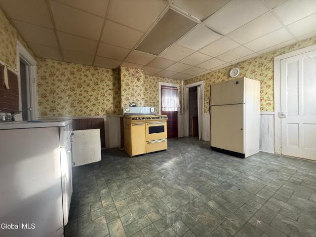 40 8th St, Waterford, NY 12188 | MLS #202620