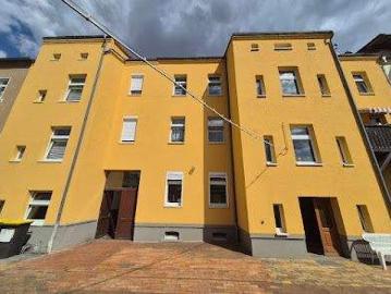 40 96 Erbschaftsanteile an zwei Wohn und Geschäfshäusern in Lindenthal