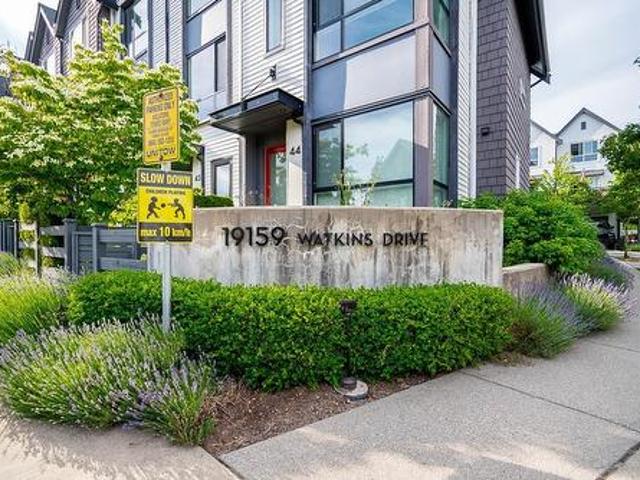 40 19 Watkins Drive, Surrey, BC, V4N 6P7 townhouse for sale | Listing ID R3159 | Royal LePage