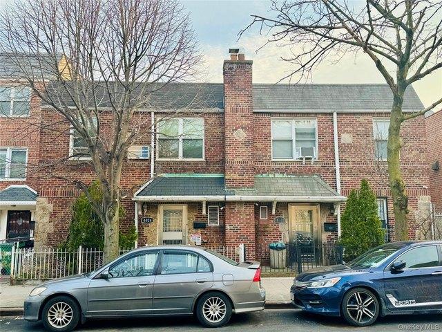 40 24 Aske St, Elmhurst, NY 11373