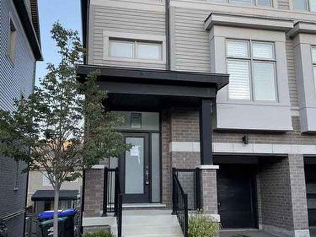 40 24 Hughes Lane, New Tecumseth, ON, L0G 1H0 townhouse for sale | Listing ID N13801 | Royal LePage