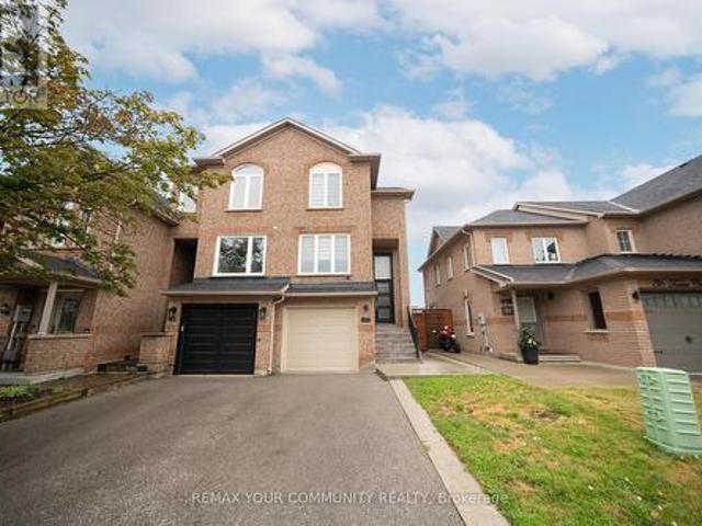 40 Tania Crescent, Vaughan, ON, L6A 2M8 townhouse for sale | Listing ID N13594 | Royal LePage
