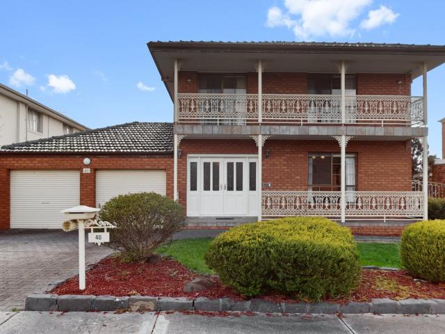 40 Templewood Cres, Avondale Heights